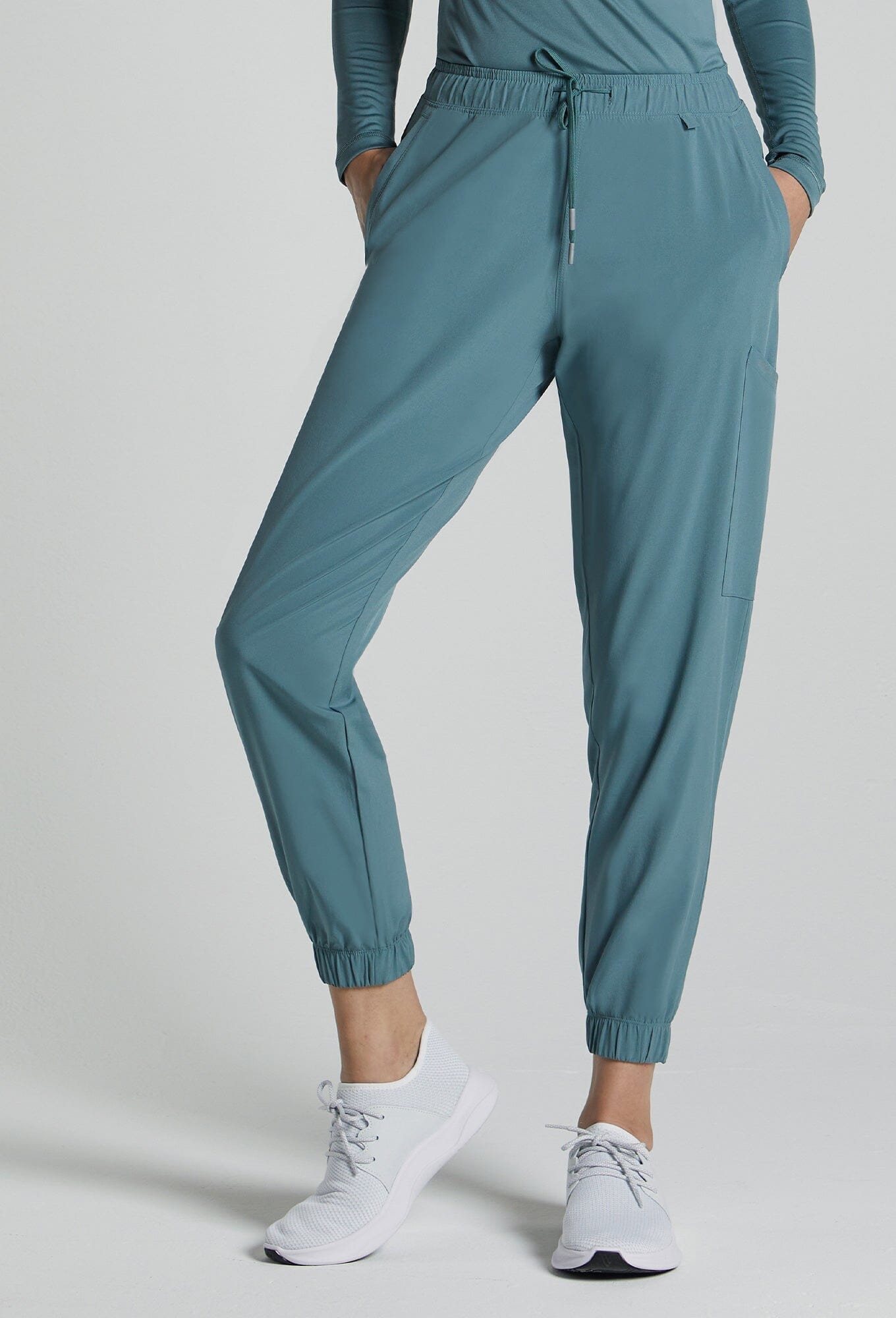 Jade Green Susan Petite Multi-Pocket Scrub Joggers – Noel Asmar Uniforms