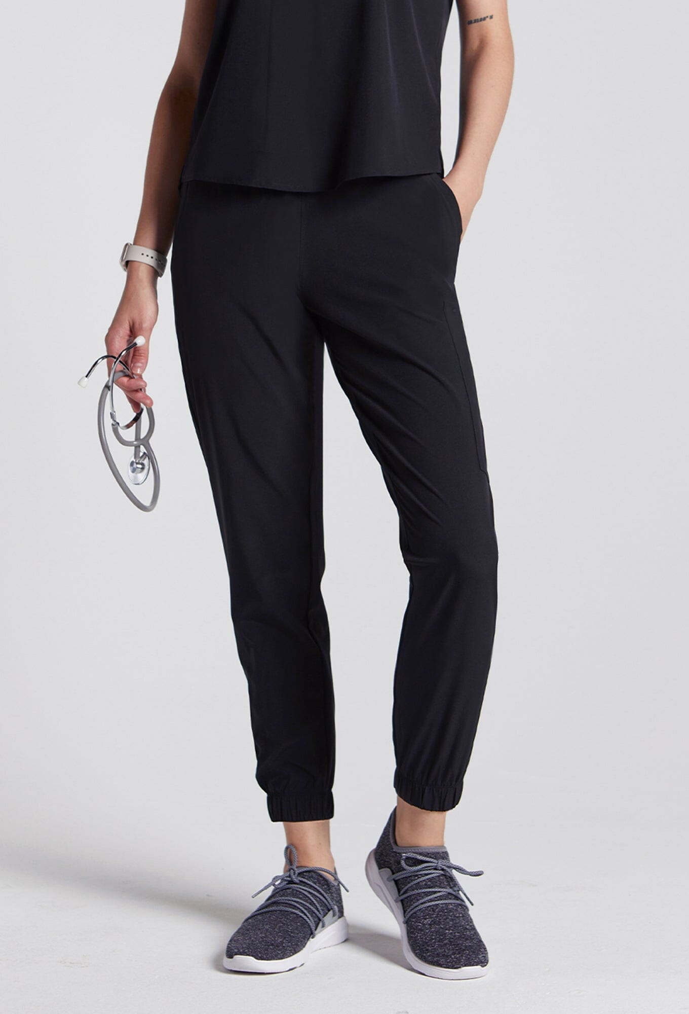 Black Susan True Fit Multi-Pocket Scrub Jogger – Noel Asmar Uniforms