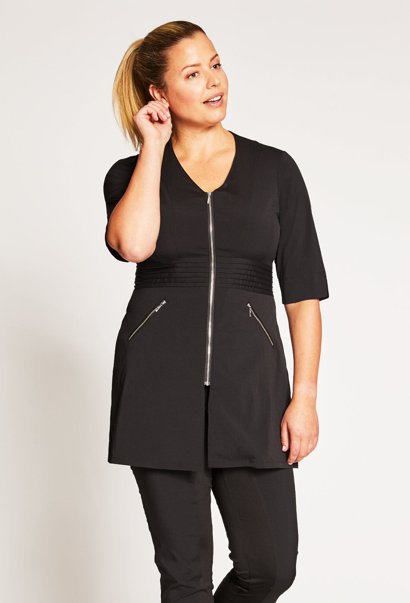 Lauren Tunic – Noel Asmar Uniforms