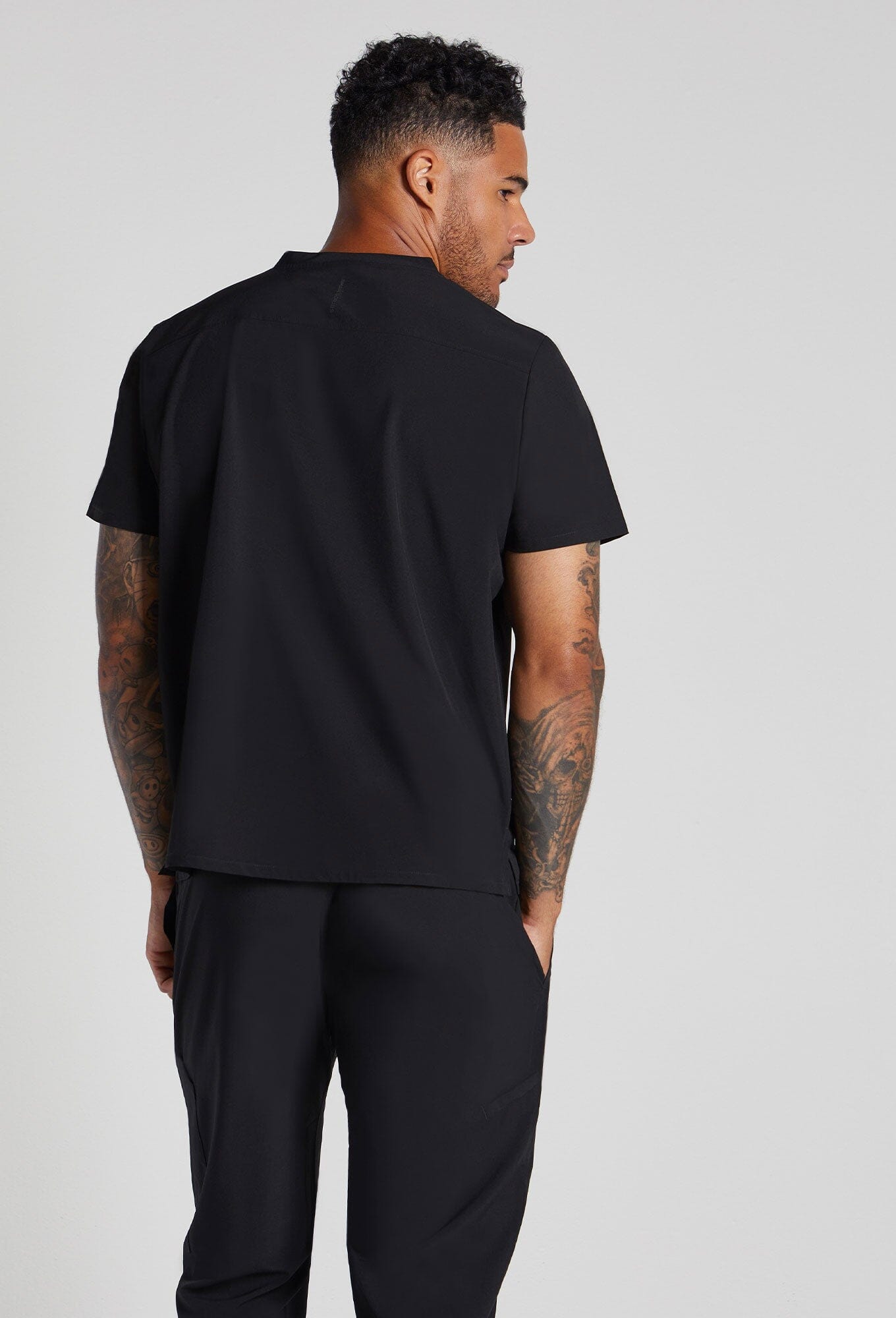 Daniel Pocket Scrub Top – Noel Asmar Uniforms