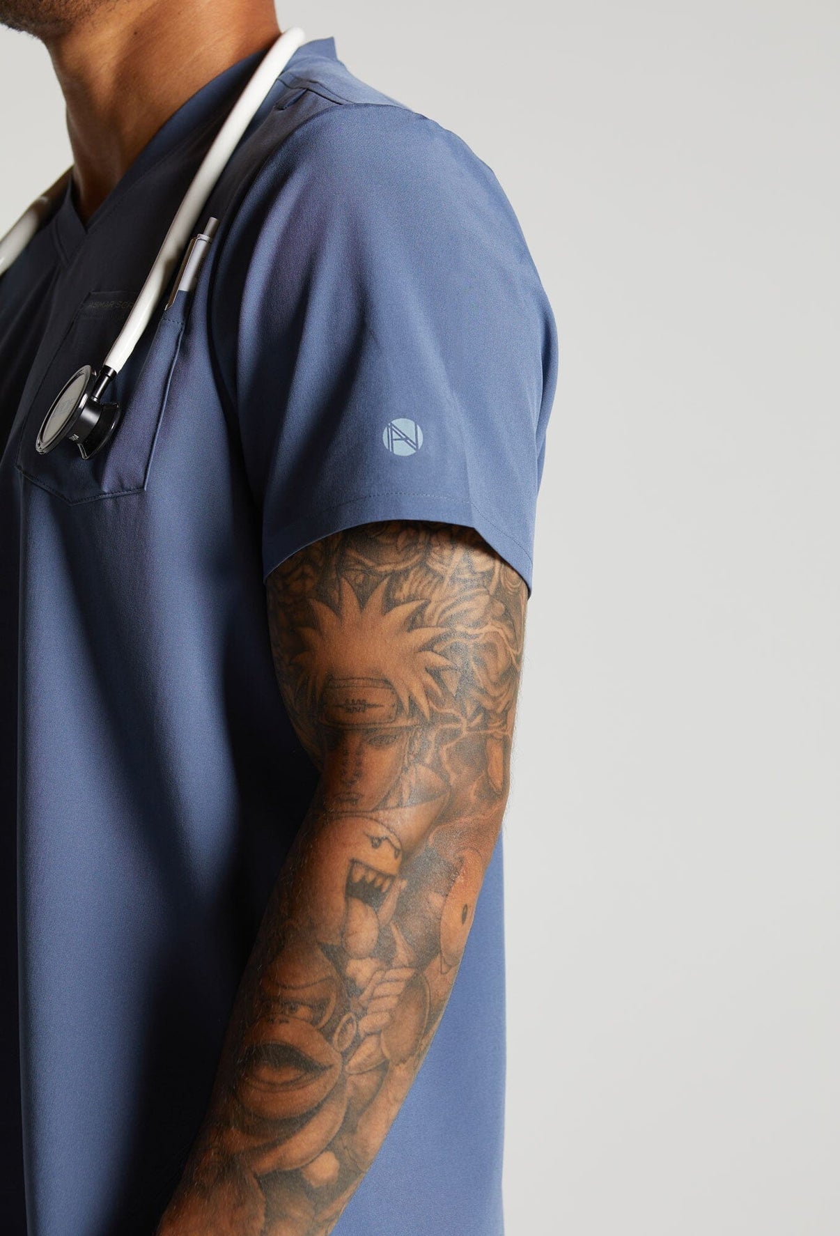 Daniel 2 Pocket Scrub Top – Noel Asmar Uniforms