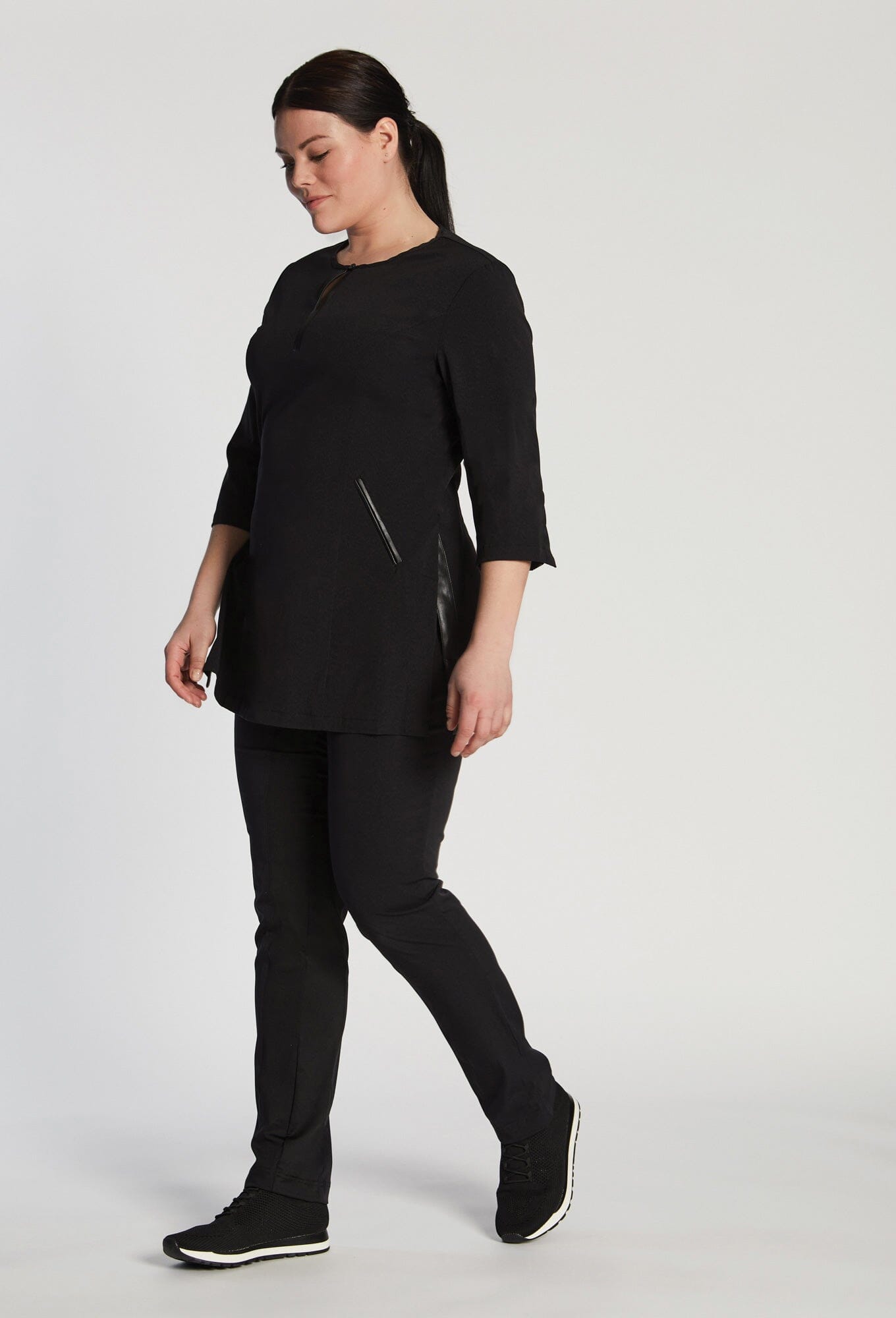 Coco Tunic – Noel Asmar Uniforms